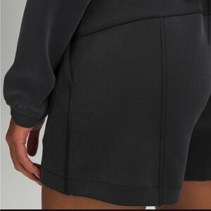 Lululemon Softstreme High-Rise Black Shorts 4 inch